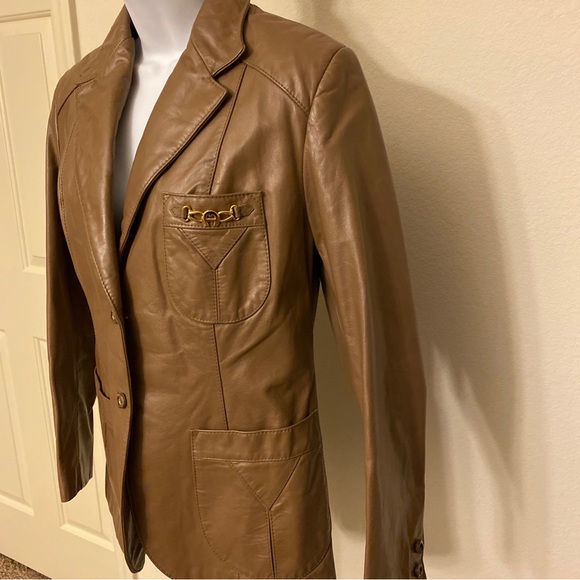 ❤️ SOLD Vintage Etienne Aigner Brown Leather 2 Button Jacket Gold Metal Size 12 - Picture 7 of 16